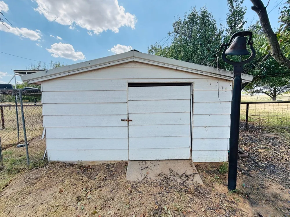 5071 Dundee Road Healdton, OK 73438