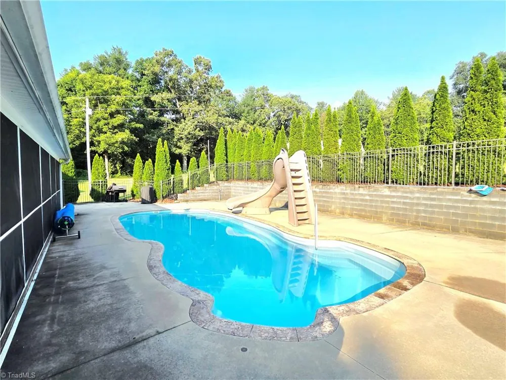 5253 Absher Road Hays, NC 28635