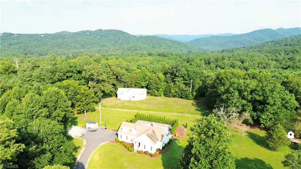 5253 Absher Road Hays, NC 28635