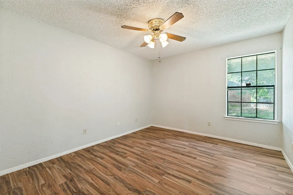 13740 Vida Lane Dallas, TX 75253