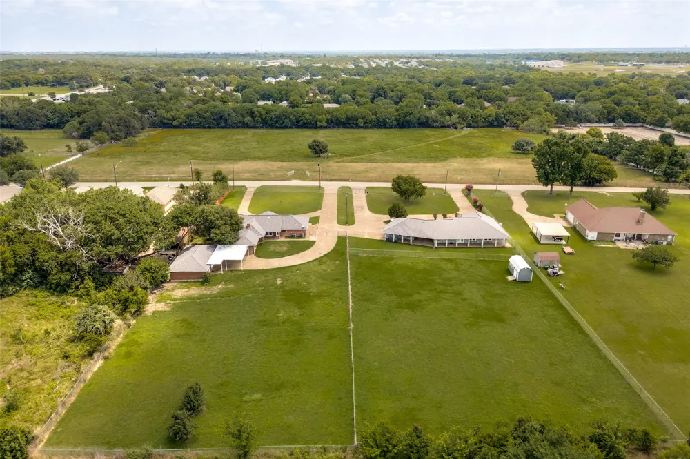 13740 Vida Lane Dallas, TX 75253