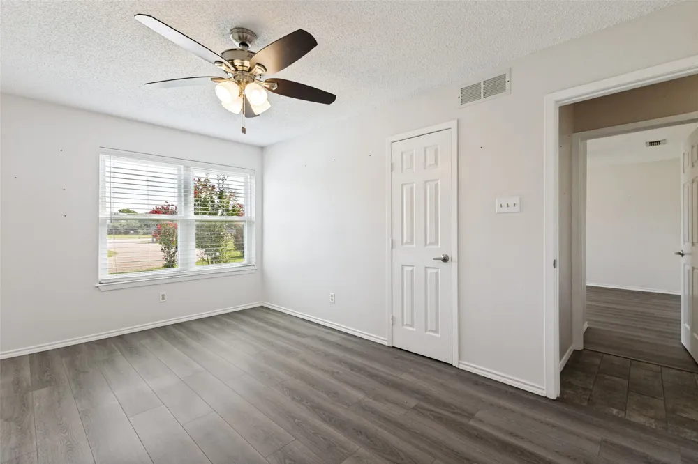 13740 Vida Lane Dallas, TX 75253
