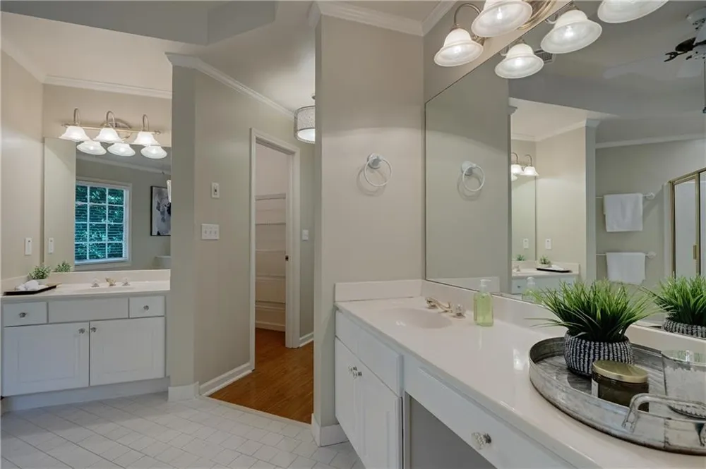4075 Graham Way SW Lilburn, GA 30047
