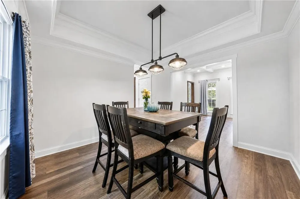 2872 Summit Crest Lane Snellville, GA 30078