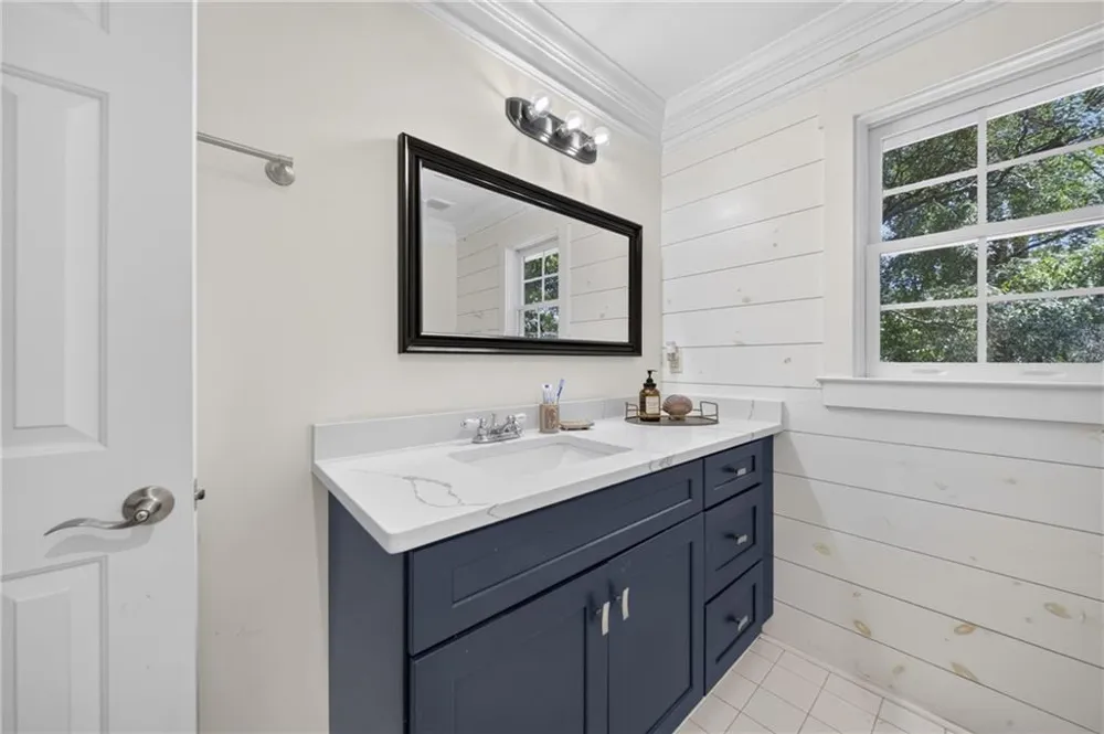 2872 Summit Crest Lane Snellville, GA 30078