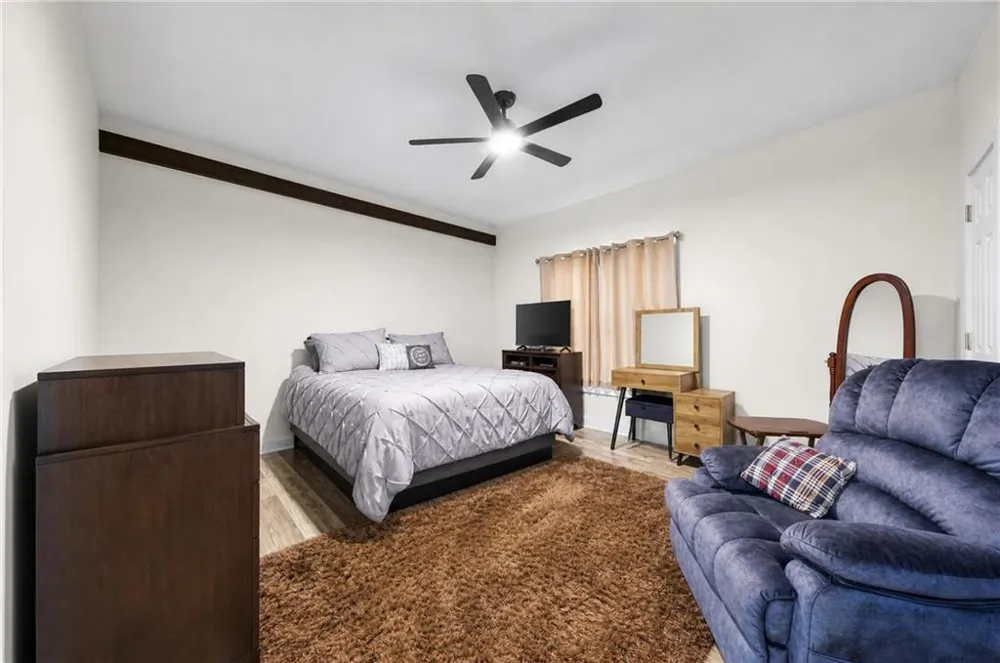 2872 Summit Crest Lane Snellville, GA 30078