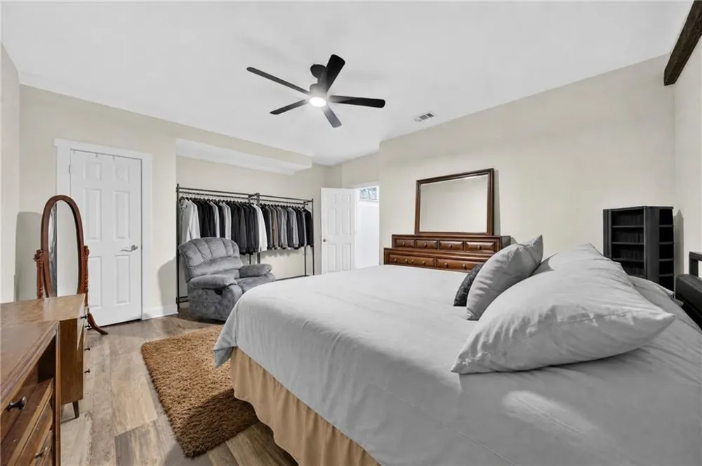 2872 Summit Crest Lane Snellville, GA 30078