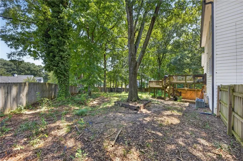 2872 Summit Crest Lane Snellville, GA 30078