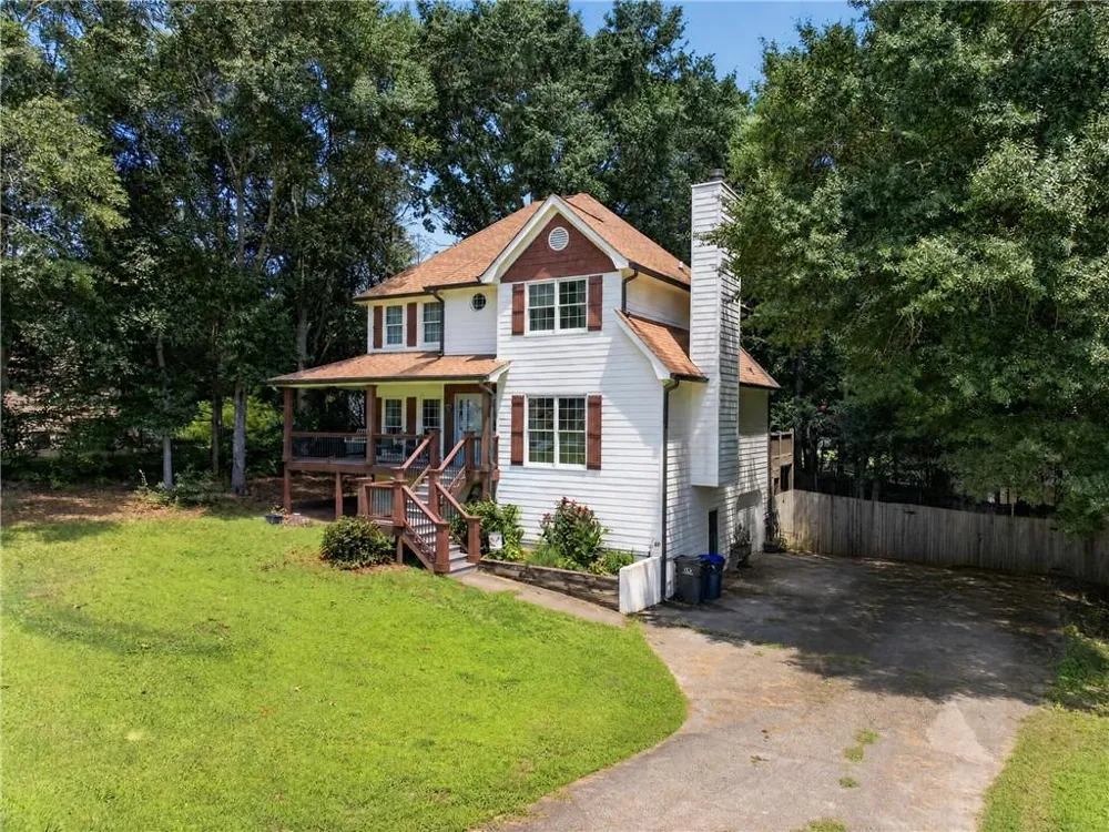 2872 Summit Crest Lane Snellville, GA 30078