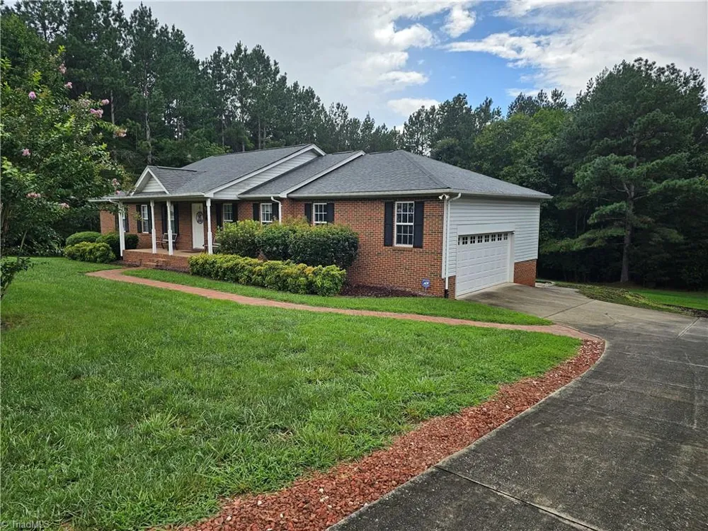 306 Gardner Point Drive Stony Point, NC 28678