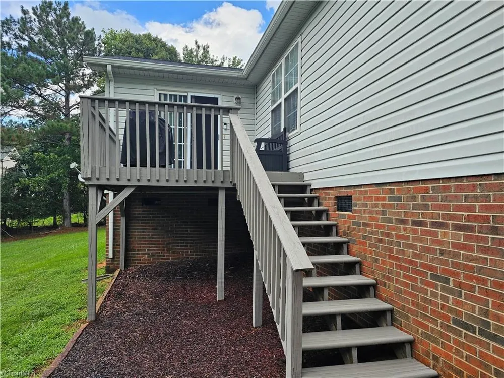 306 Gardner Point Drive Stony Point, NC 28678