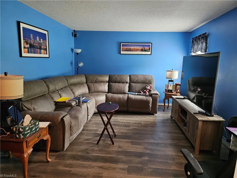 306 Gardner Point Drive Stony Point, NC 28678