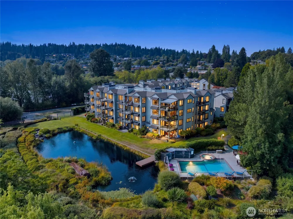 6121 NE 175th Street #A402 Kenmore, WA 98028