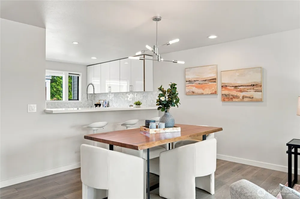 6121 NE 175th Street #A402 Kenmore, WA 98028