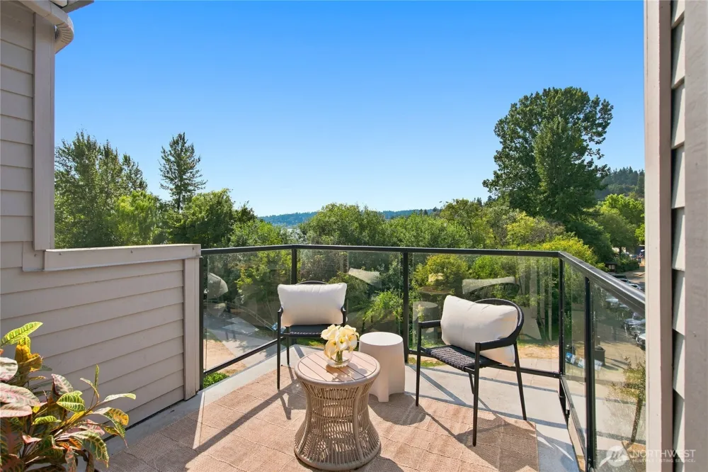 6121 NE 175th Street #A402 Kenmore, WA 98028