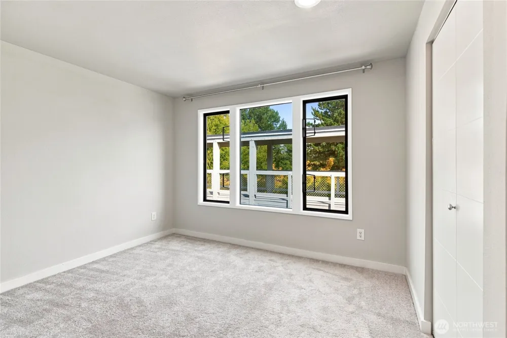 6121 NE 175th Street #A402 Kenmore, WA 98028