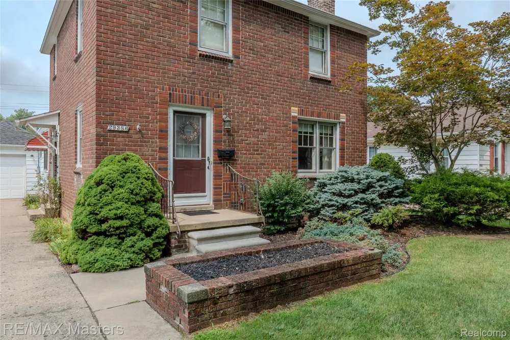 29386 Walnut Street Flat Rock City, MI 48134