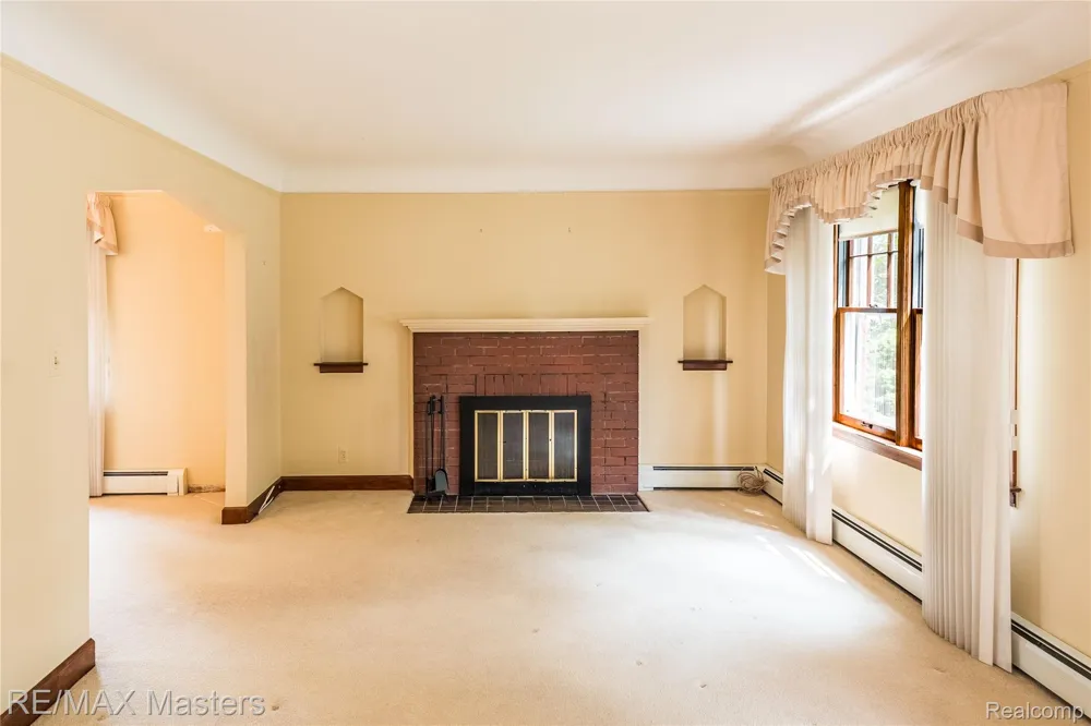 29386 Walnut Street Flat Rock City, MI 48134