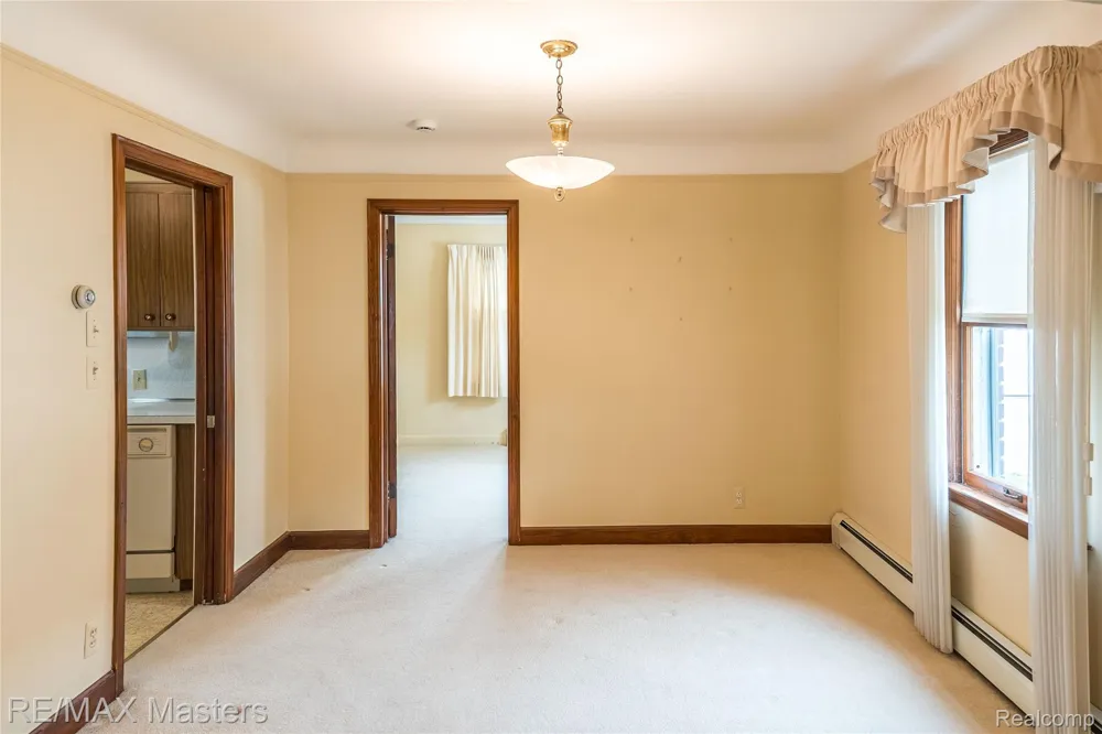29386 Walnut Street Flat Rock City, MI 48134