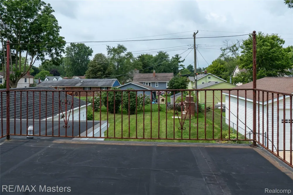 29386 Walnut Street Flat Rock City, MI 48134