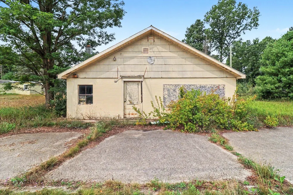 10553 US 31 Grant Township, MI 49411