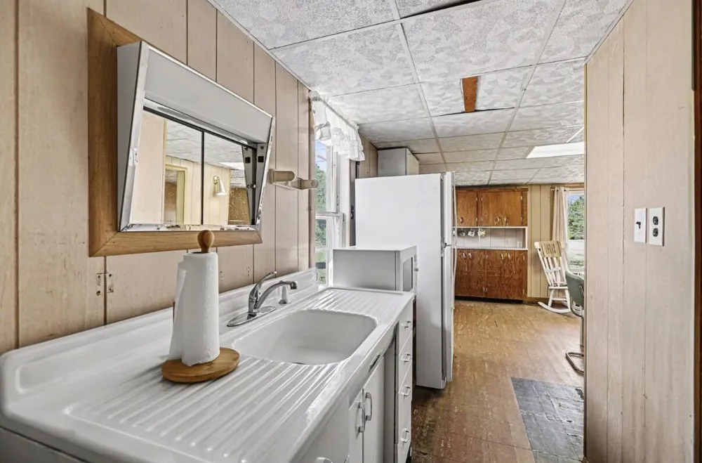 10553 US 31 Grant Township, MI 49411