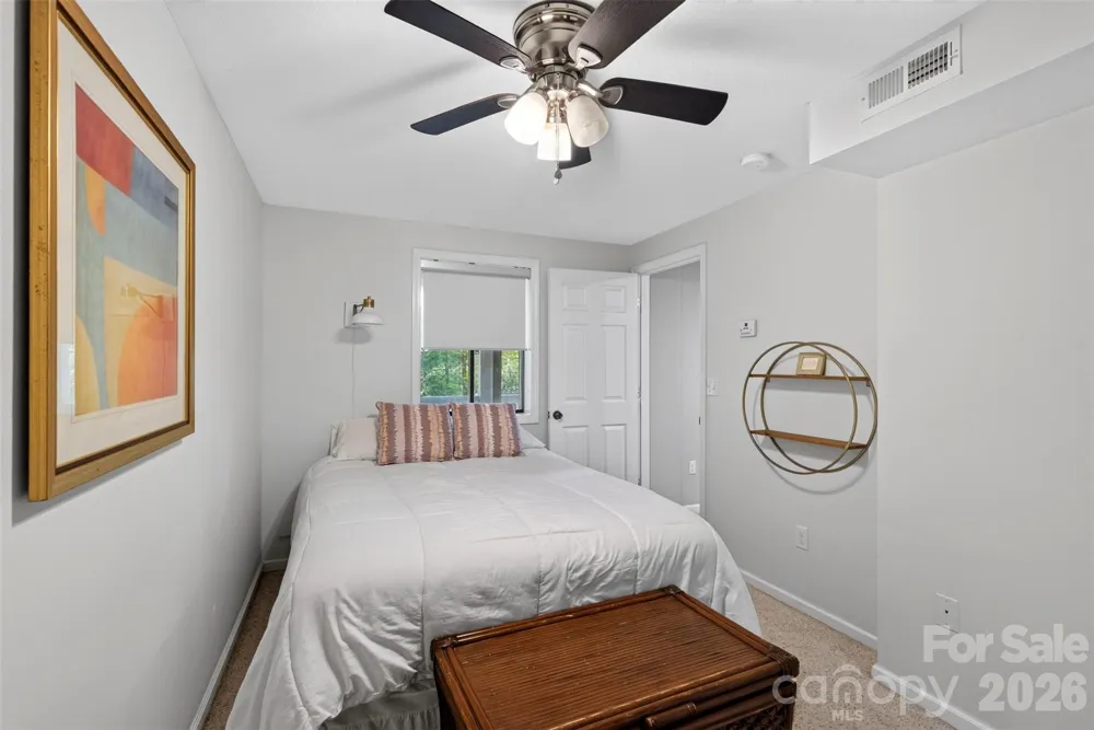 2 Bear Rock Loop Road Hendersonville, NC 28739