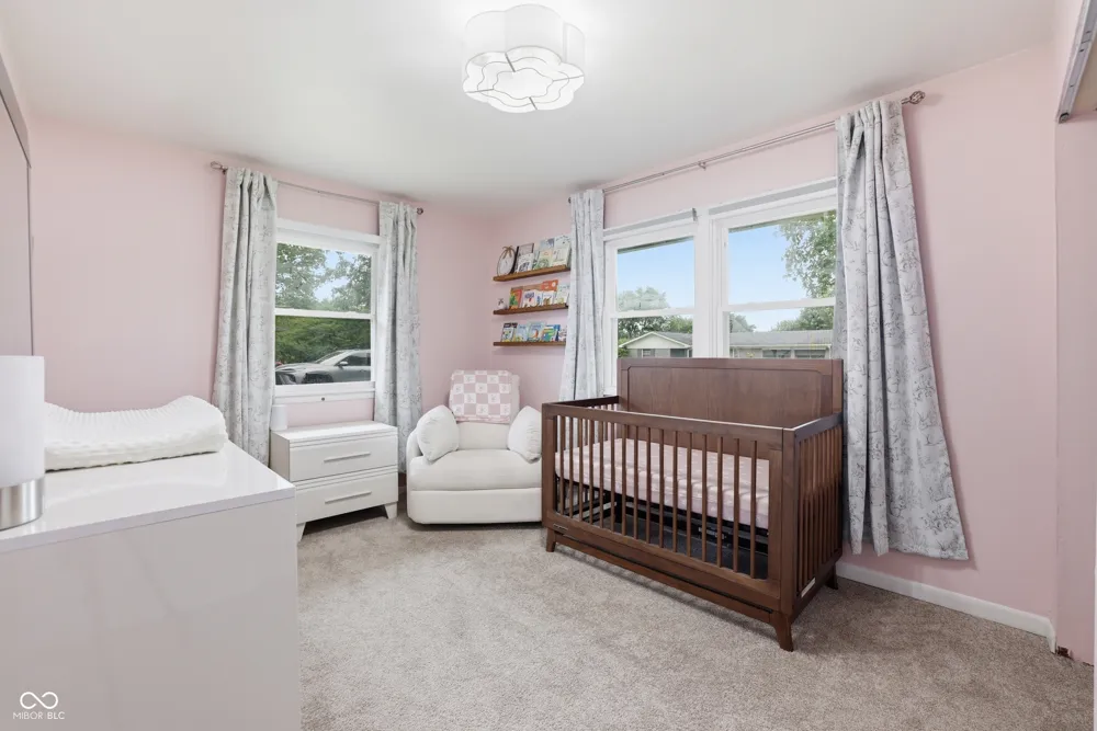 1227 Bluff Plainfield, IN 46168