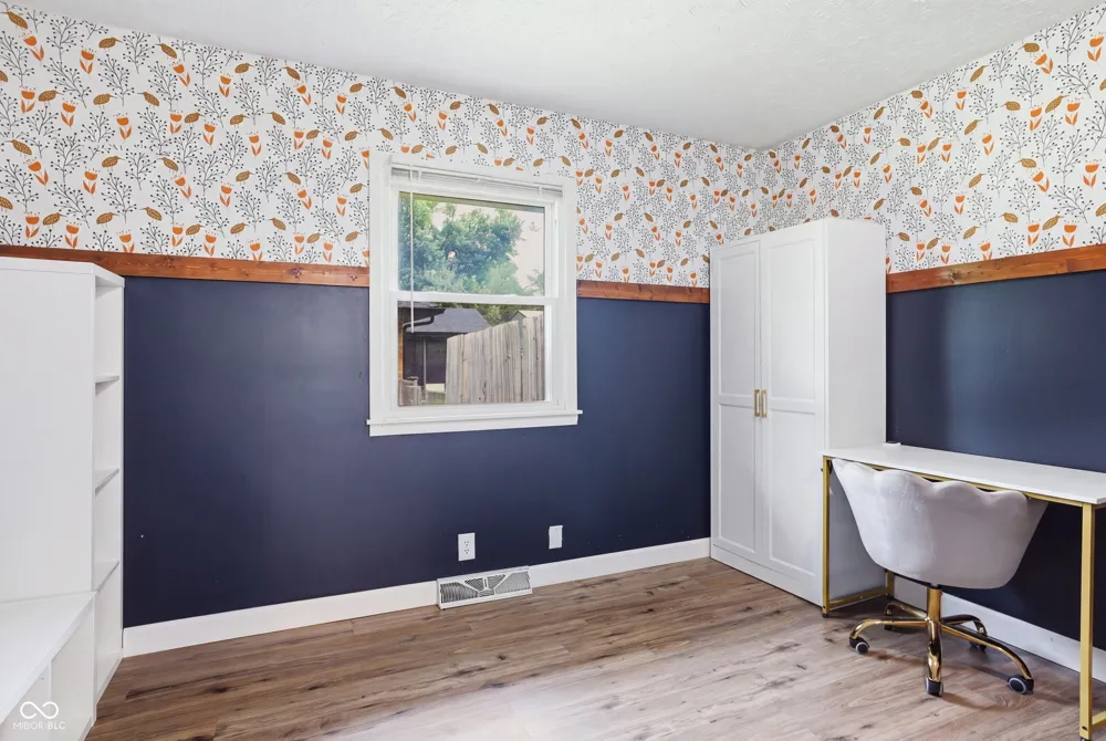 1227 Bluff Plainfield, IN 46168