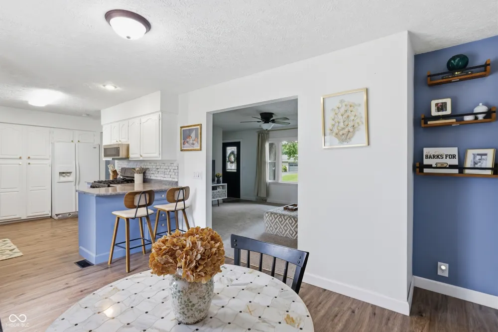 1227 Bluff Plainfield, IN 46168
