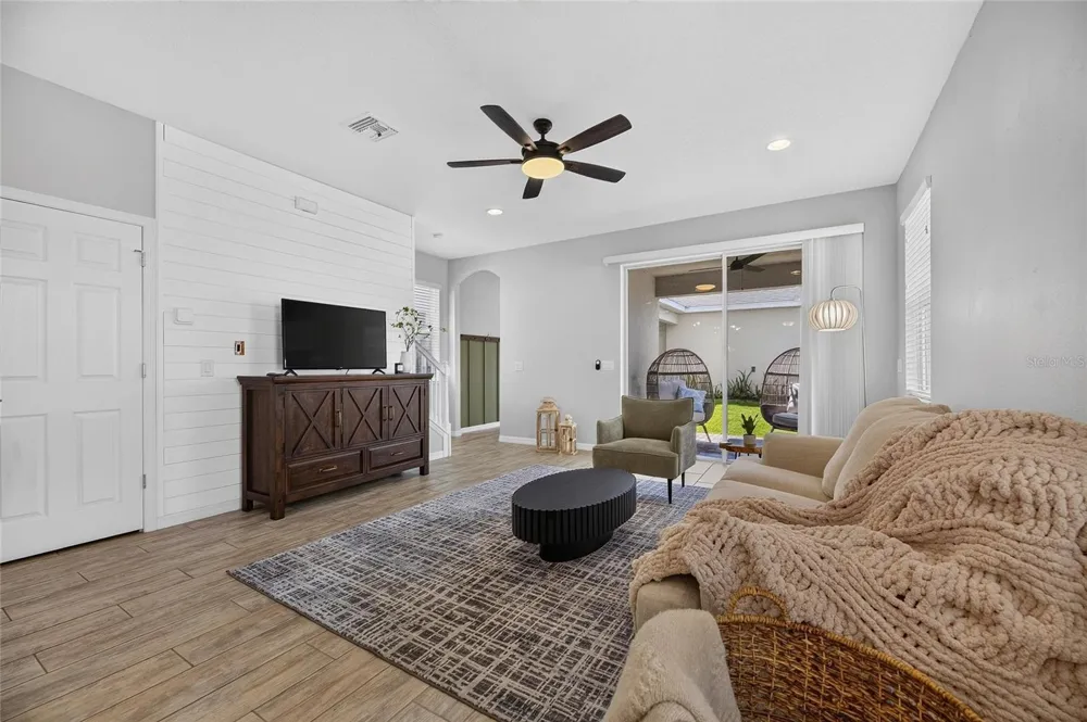 7113 BOWSPIRIT PLACE Apollo Beach, FL 33572