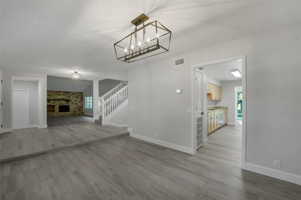 300 GREENFIELD ROAD Winter Haven, FL 33884