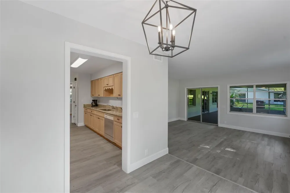 300 GREENFIELD ROAD Winter Haven, FL 33884