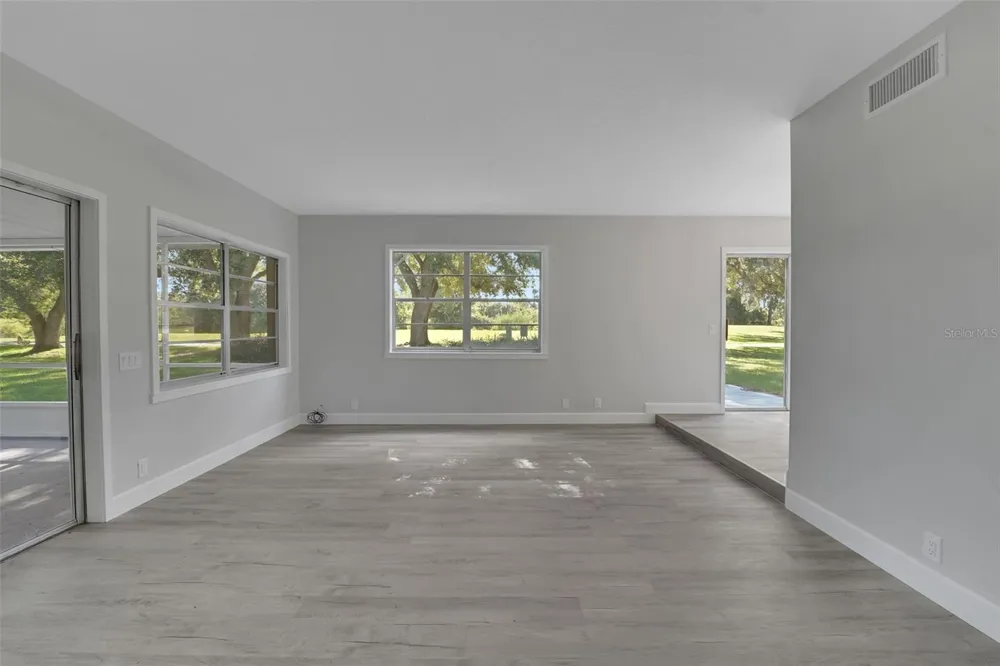 300 GREENFIELD ROAD Winter Haven, FL 33884