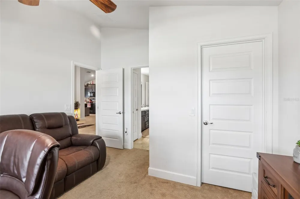 16214 VINE CLIFF AVENUE Hudson, FL 34667