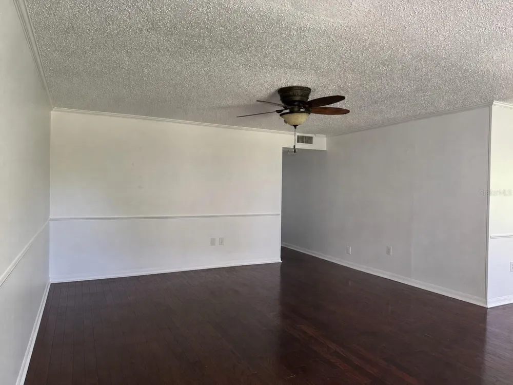 350 79TH AVE N #102 St Petersburg, FL 33702