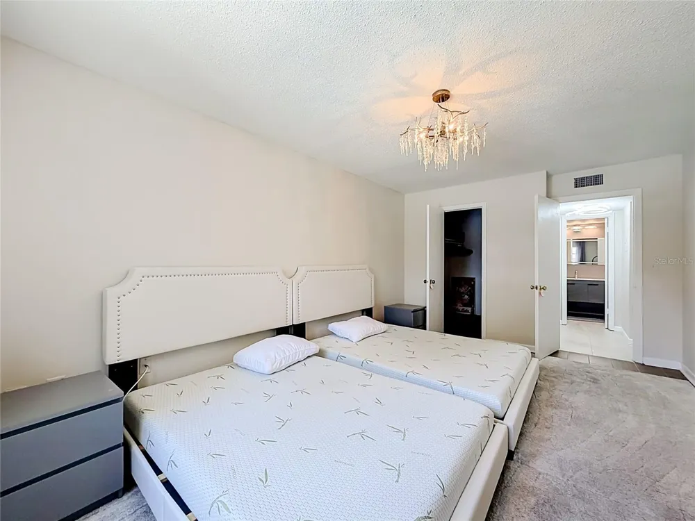 476 BANYON TREE CIRCLE #104 Maitland, FL 32751