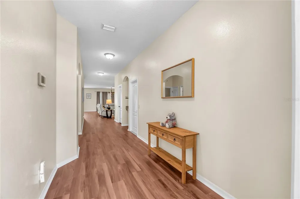 1407 RUSHGROVE CIRCLE Dover, FL 33527