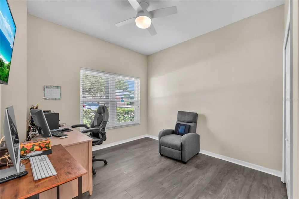 1407 RUSHGROVE CIRCLE Dover, FL 33527