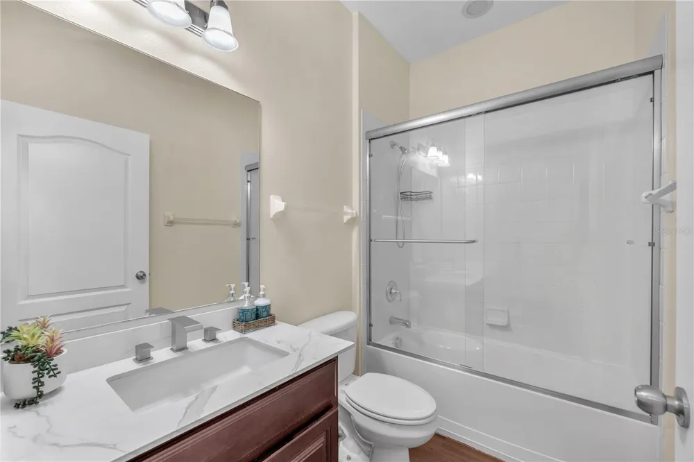 1407 RUSHGROVE CIRCLE Dover, FL 33527