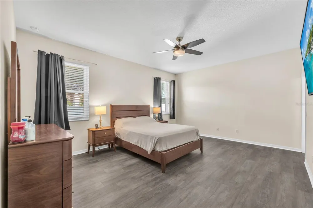 1407 RUSHGROVE CIRCLE Dover, FL 33527