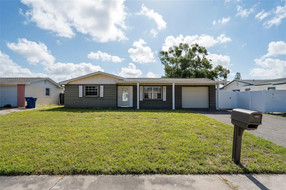 3246 BROOKFIELD DRIVE Holiday, FL 34691