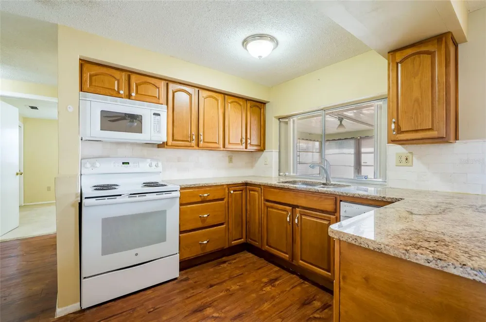 3246 BROOKFIELD DRIVE Holiday, FL 34691