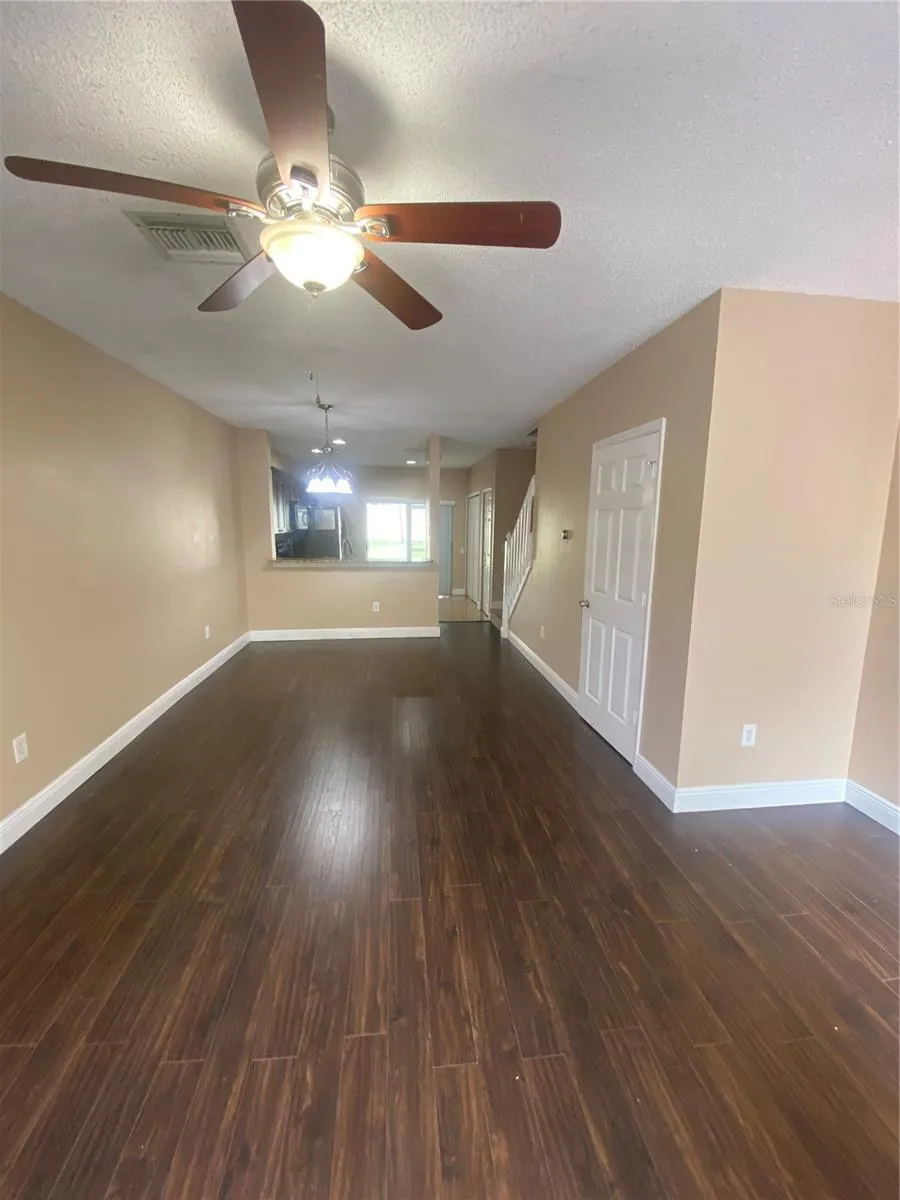 2216 LAKE WOODBERRY CIRCLE Brandon, FL 33510