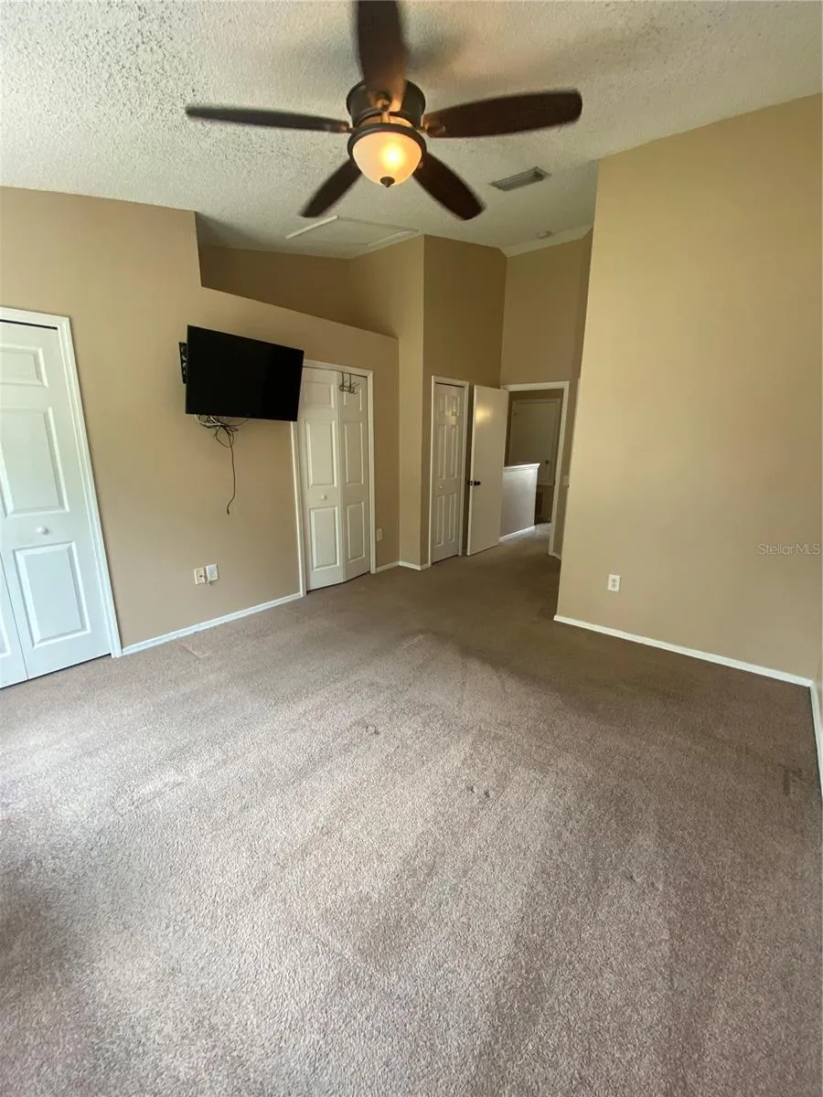 2216 LAKE WOODBERRY CIRCLE Brandon, FL 33510