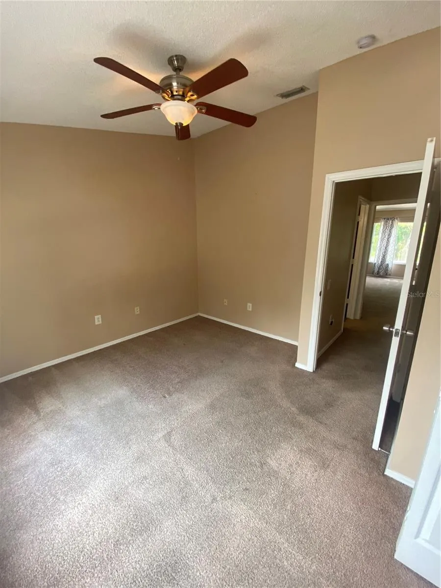 2216 LAKE WOODBERRY CIRCLE Brandon, FL 33510