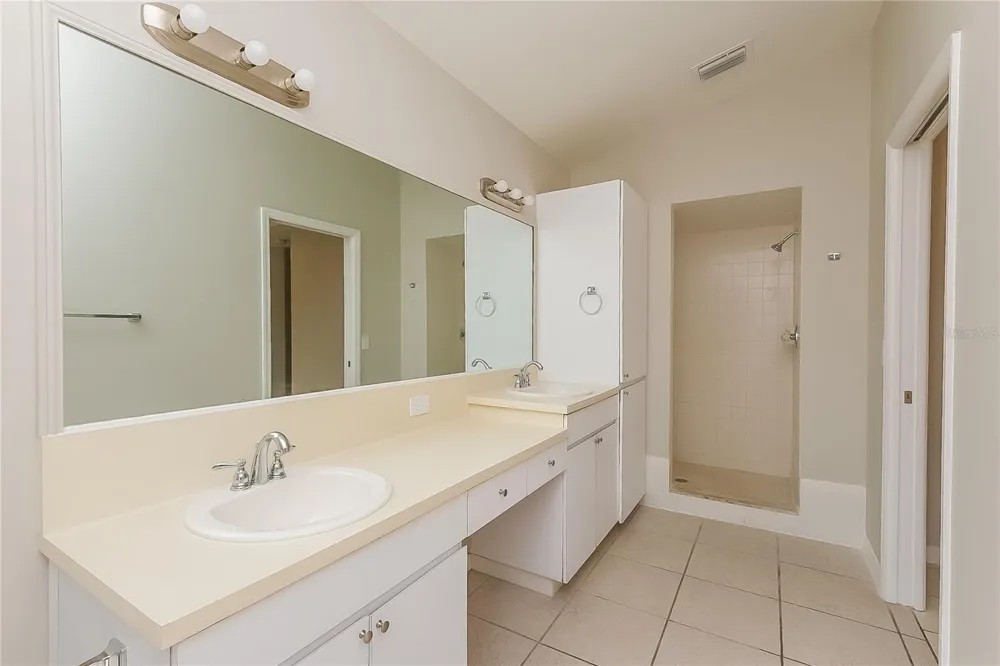 1723 WESTERLY DR Brandon, FL 33511