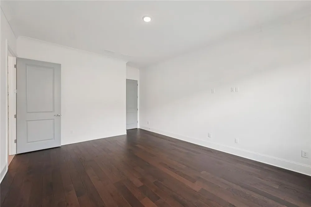 716 Elizabeth Trail Woodstock, GA 30189