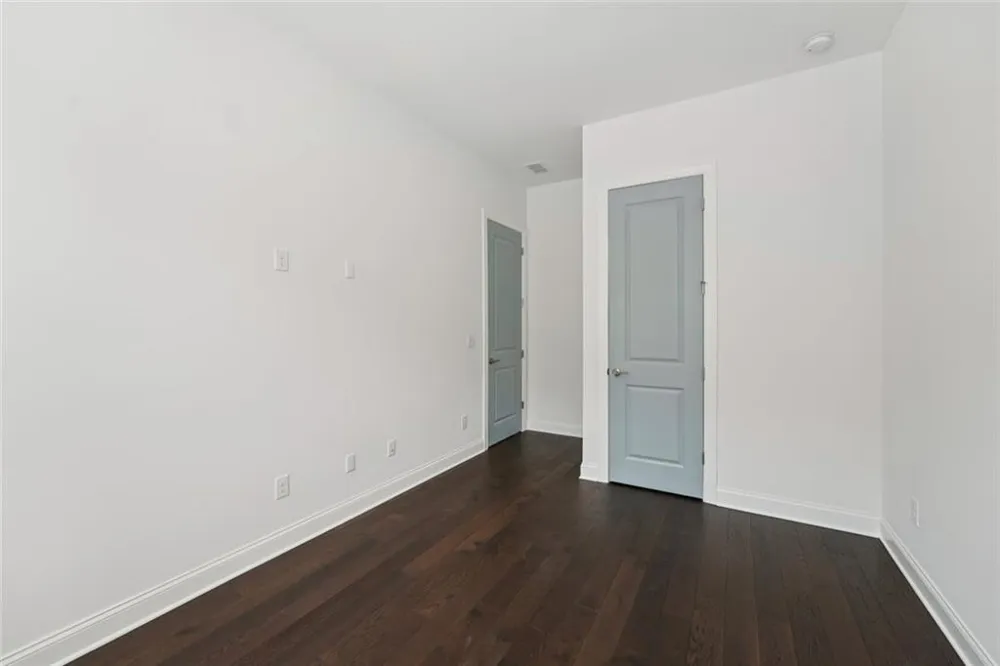 716 Elizabeth Trail Woodstock, GA 30189