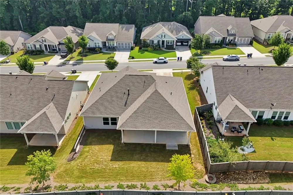 716 Elizabeth Trail Woodstock, GA 30189